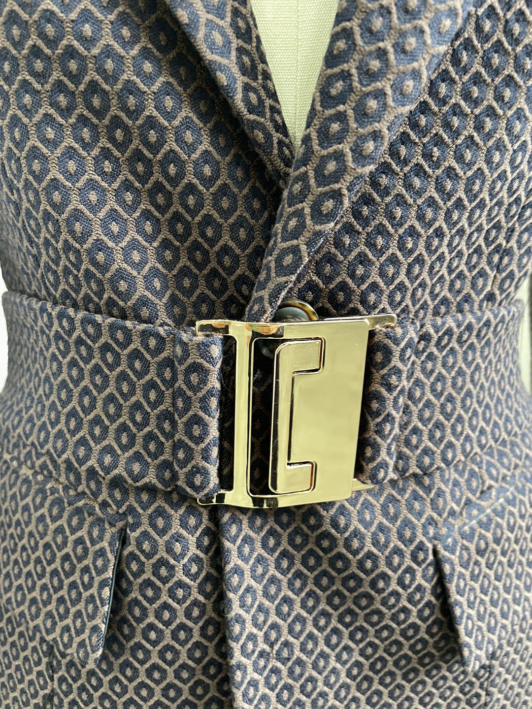 HONEY CHOCOLATE & PLUM BLAZER AND PANT SUIT W/BELT