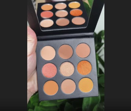HONEY PEACH EYESHADOW PALLET