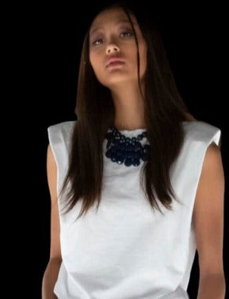 SLEEVELESS PADDED TEE