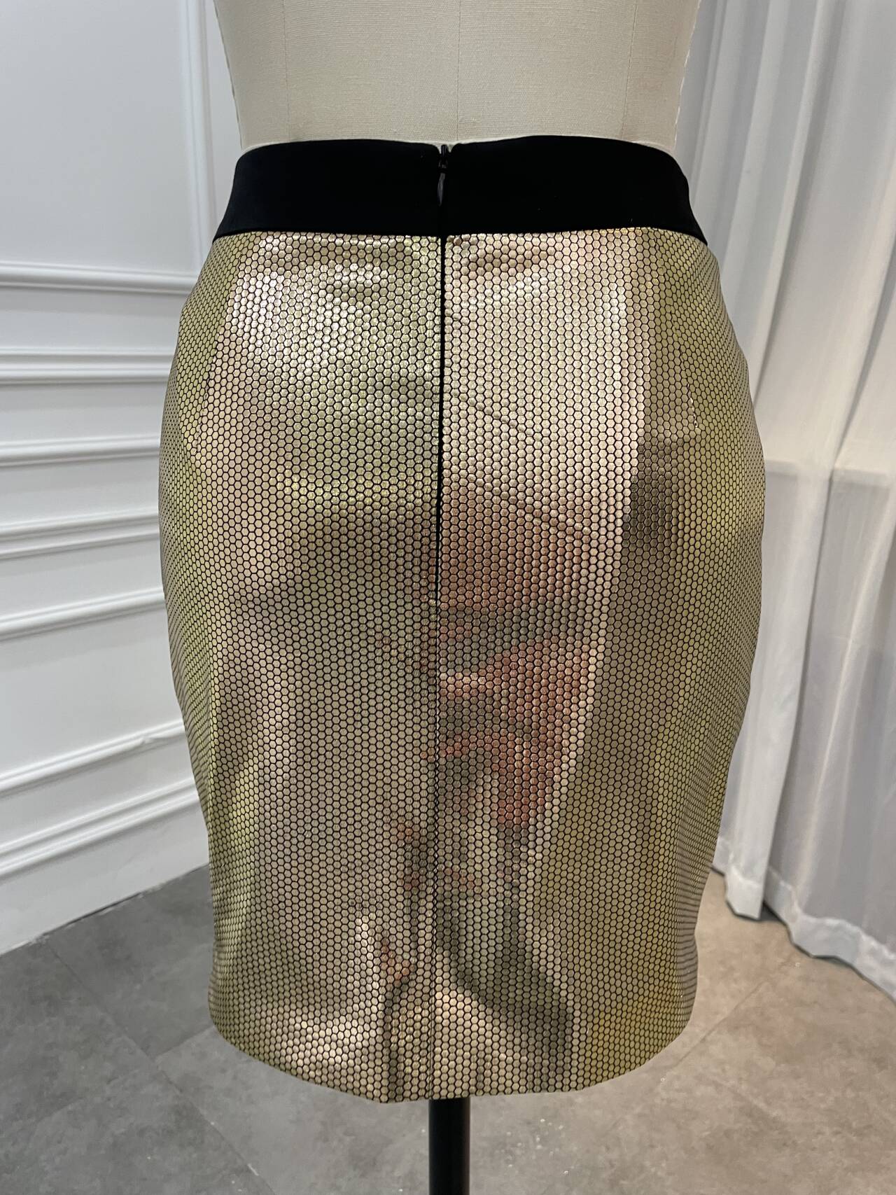 HONEY GOLD AND BLACK MINI SKIRT